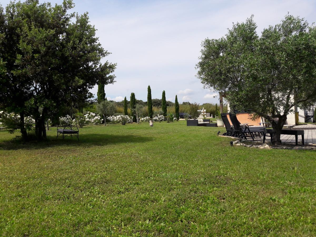 La Lune O Collines - Gite Villa Ledenon Exterior photo